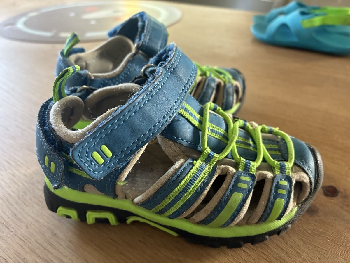 Scarpe per ragazzi: Crane Sandalen in Größe 23 – Usato da Wolfwil venduto da NewGirl
