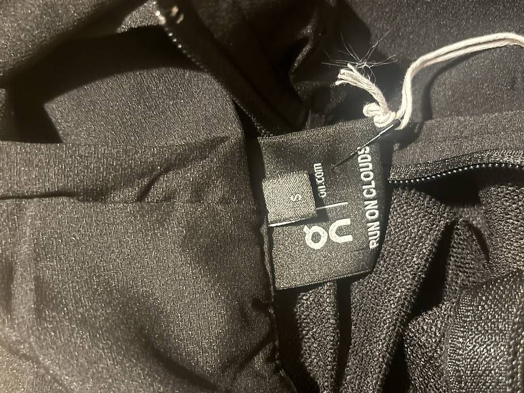 Giacche: ON Jacke – Nuovo e nell'imballaggio originale da Kriens venduto da izz_zqs7 3