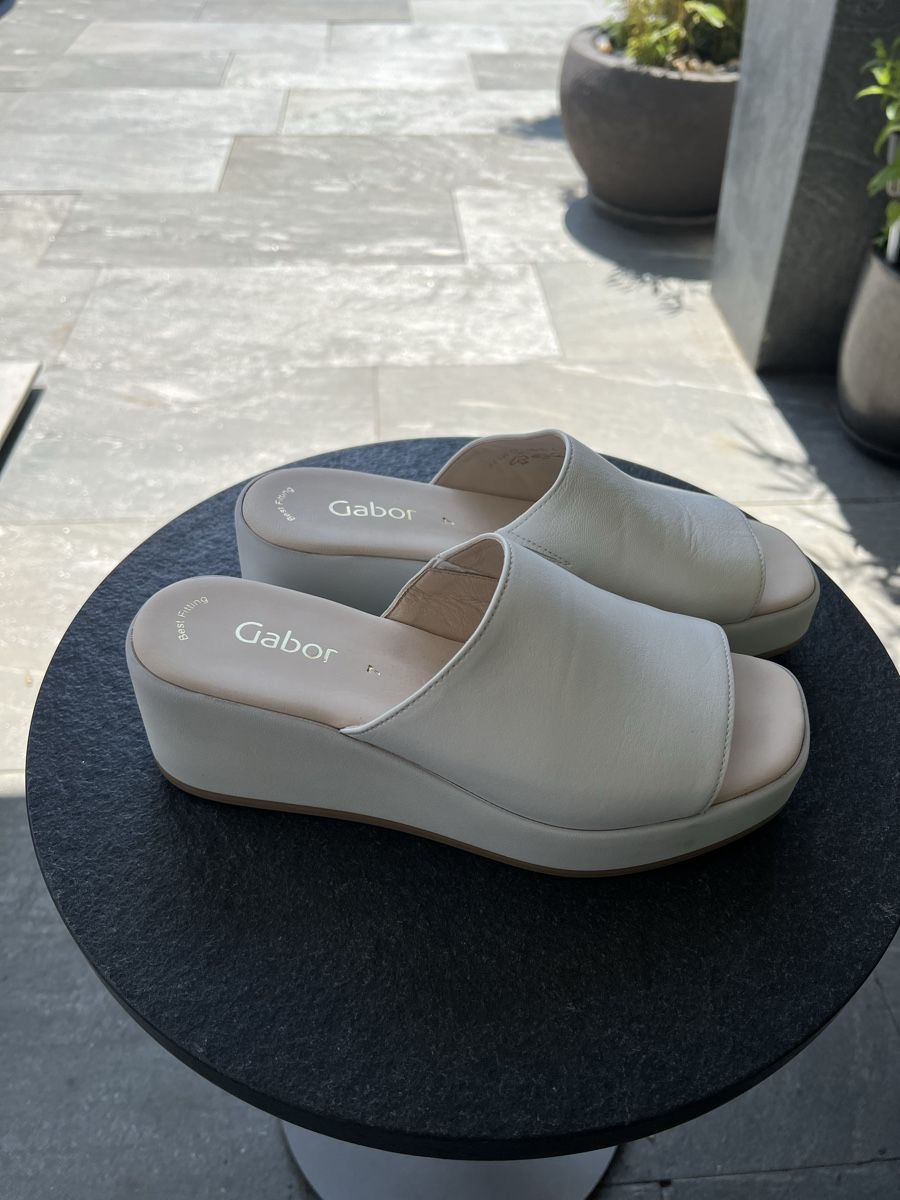 Gabor Damenschuhe: Lederpantolette Gabor neu – Neu (gemäss Beschreibung) aus Döttingen von Steinklopferin