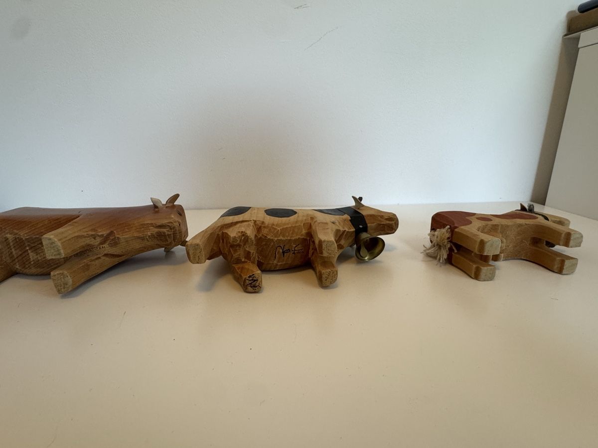 Statuette: Holz Kühe – Usato da Langnau i. E. venduto da nic_dh5j 9