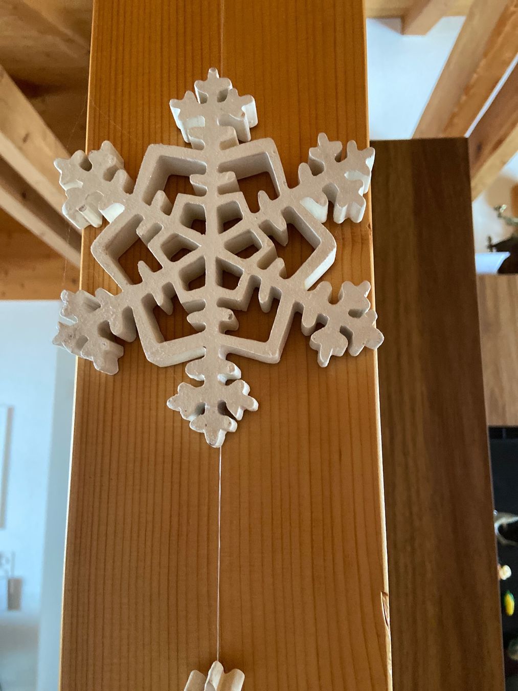 Globus Tutte le decorazioni: 3 Schneesterne Holz, sehr dekorativ aufhängen oder einzeln – Nuovo (secondo la descrizione) da Thalwil venduto da Sommerwende 4