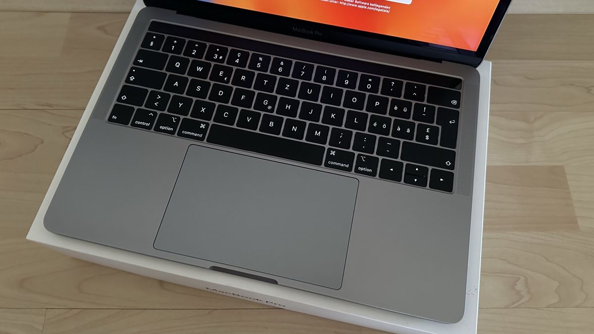 Apple Notebooks: Apple Macbook Pro 13 Zoll – Gebraucht aus Glattpark(Opfikon) von Leila79 1