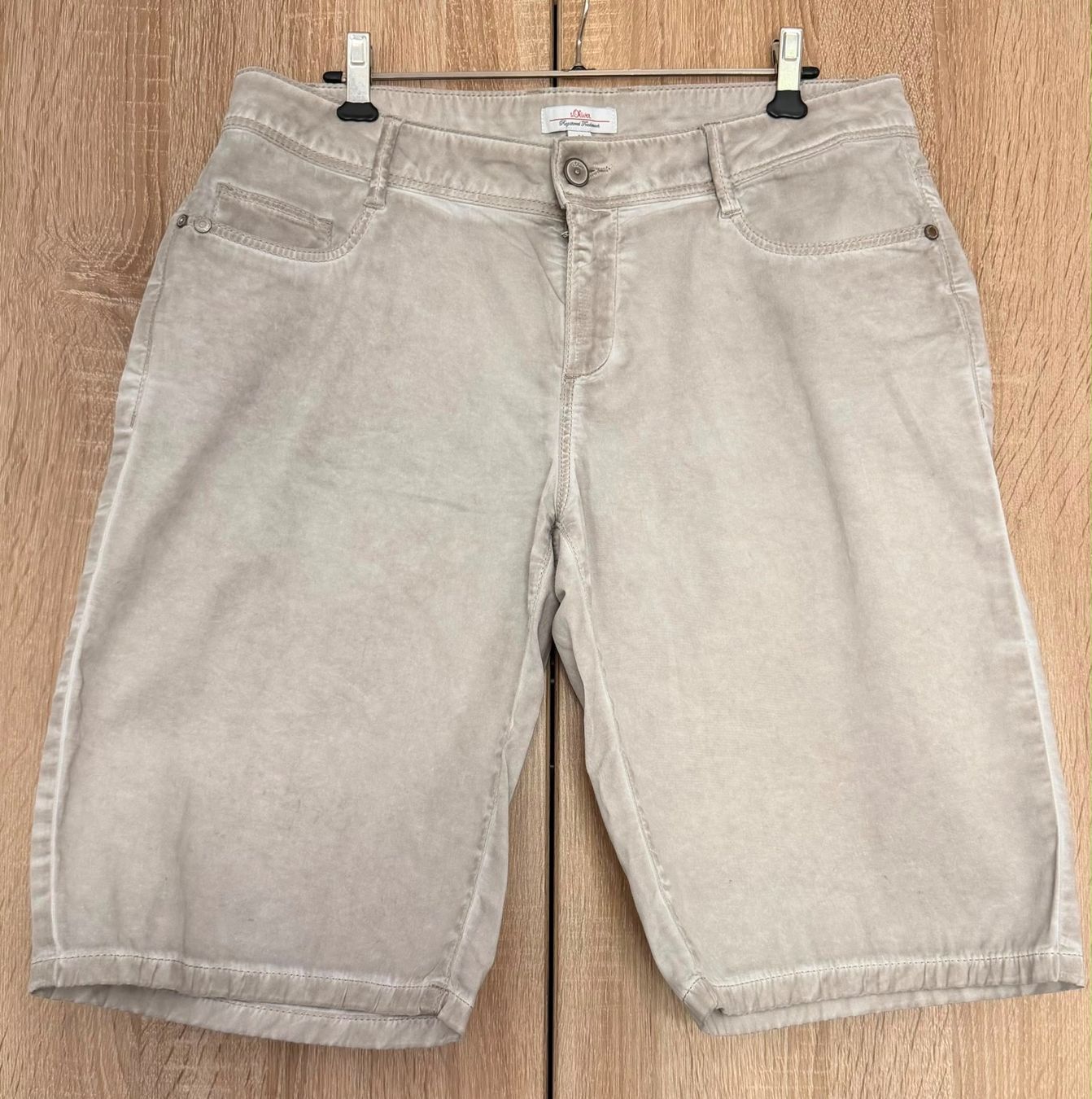 S.Oliver Pantalons: S.Oliver Shorts beige Grösse 40 – D'occasion à Nussbaumen AG par brigitebardot 3