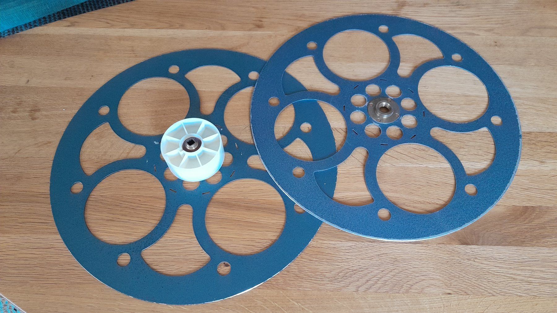 Pellicole: 1 BOBINE 35MM POUR MONTAGE – Usato da Carouge GE venduto da KinoGe