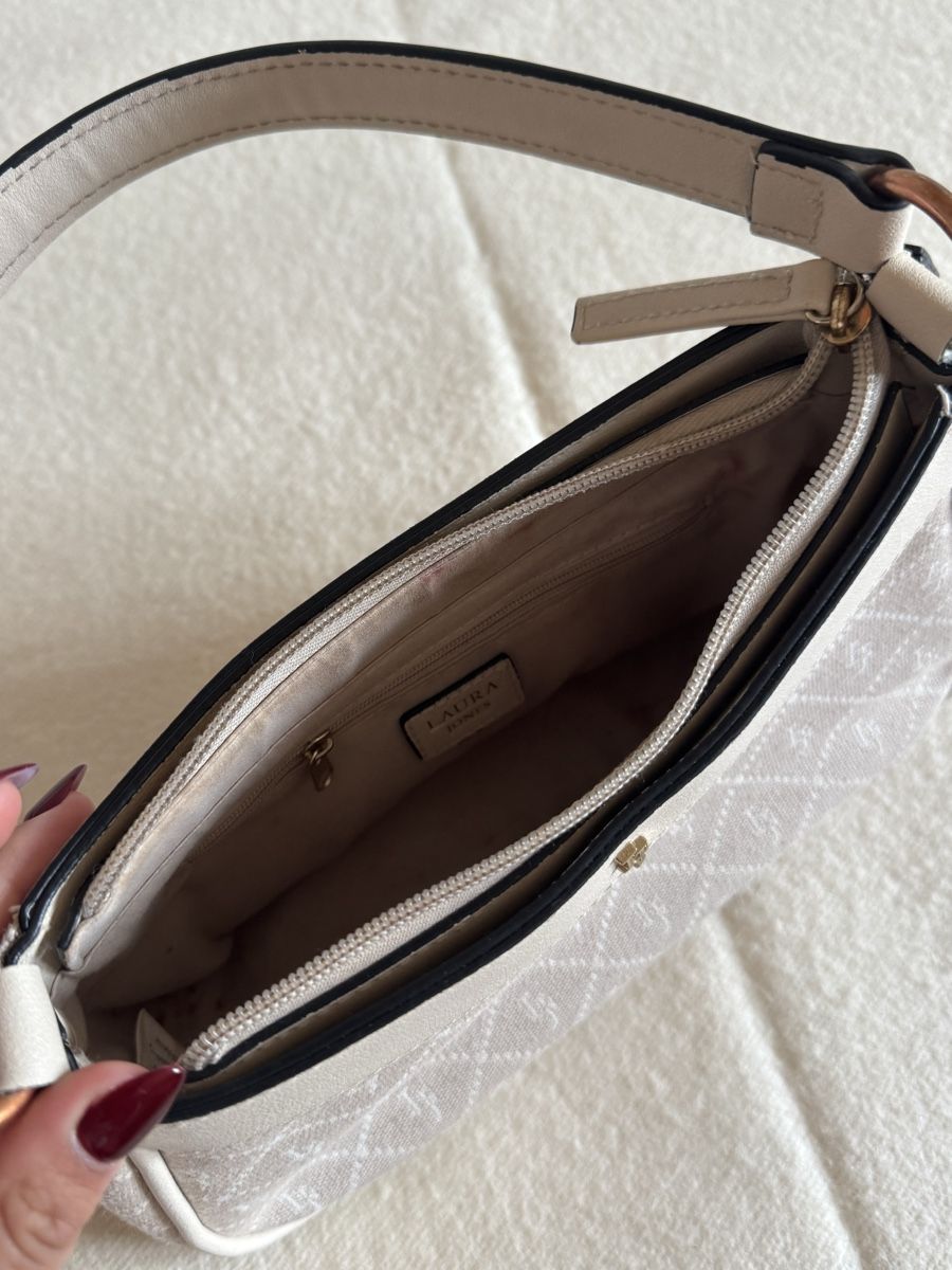 Borse da donna: Laura Jones shoulder bag – Nuovo (secondo la descrizione) da Aigle venduto da 029_mbn 2