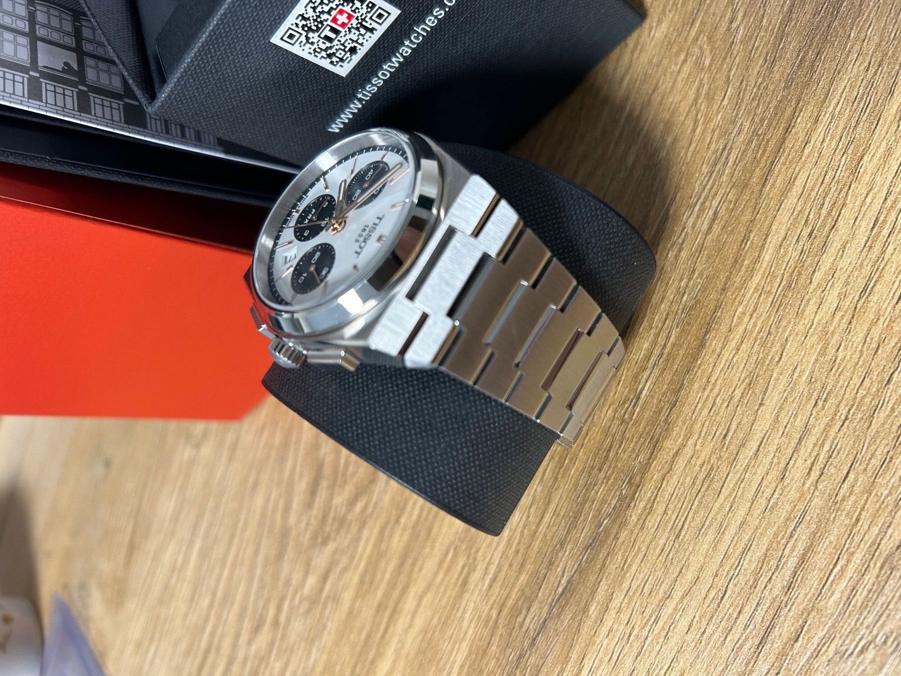 Tissot Orologi: Tissot PRX Automatik Chronograph Weiss – Usato da Dagmersellen venduto da Sloth24 4