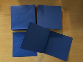 28 Stk. Couverts + Karten dunkelblau 16 x 16cm