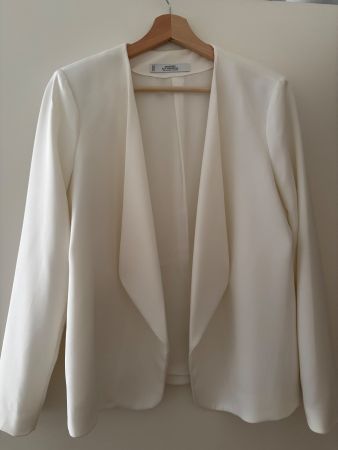Veste blanche, taille XL.