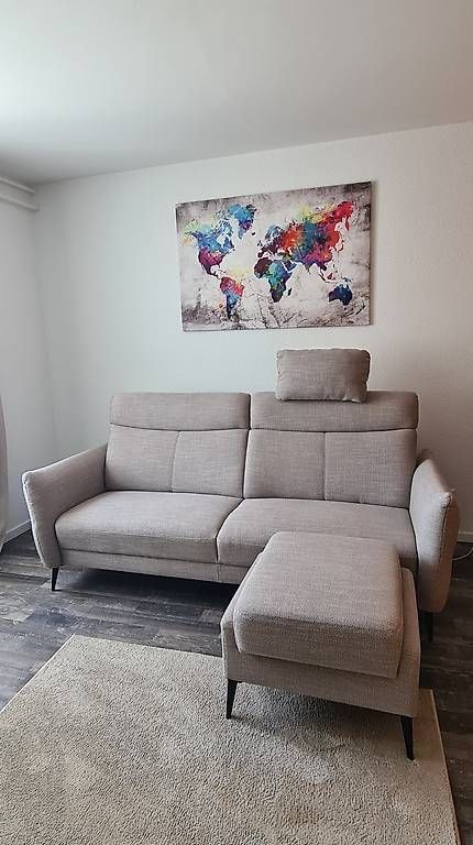 Sofas: Neues 2.5-Sitzer Sofa mit Boxspringfederung & Hocker – Gebraucht aus Kleindöttingen von stefcrossiello 1