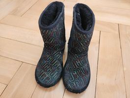 Winterstiefel UGG schwarz mit Logo Stickerei gebr. Zustand