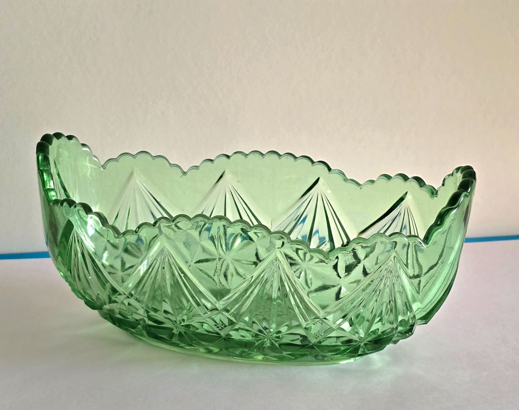 Ciotole: Schale Art Deco, Schiffchen-Form, Jardinère – Usato da Rheinau venduto da MakalekaAloha 4