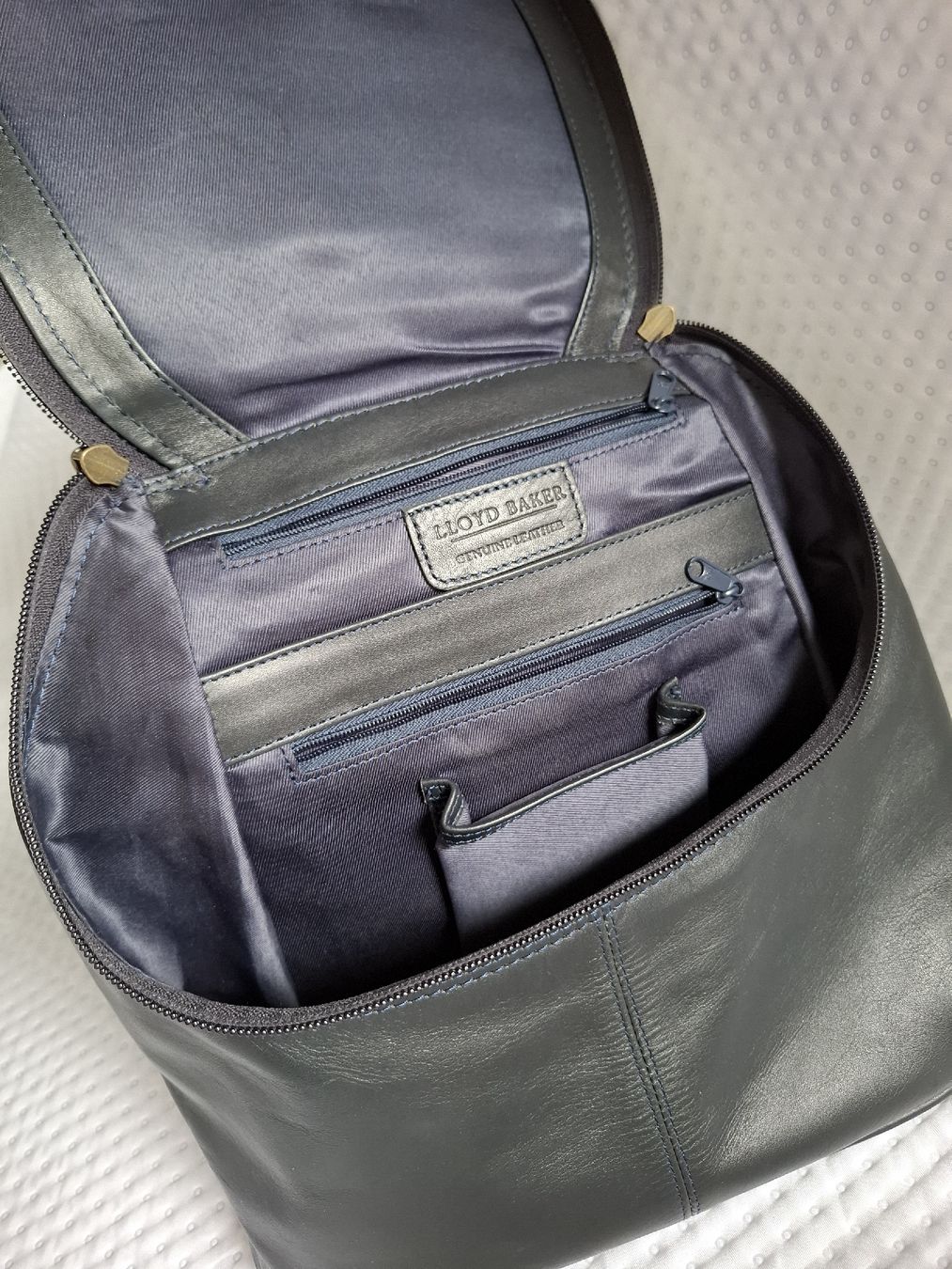 Rucksäcke: Lloyd Baker. Echtleder Rücksack – Neu (gemäss Beschreibung) aus Wangen b. Olten von eka_v6sx 2