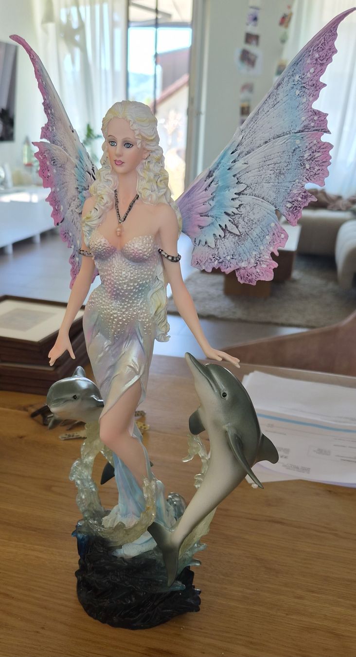 Statuette: Nemesis Now Figur Delphinia 39.5cm mit Originalverpackung – Usato da Scherz venduto da gui_6q7l 1