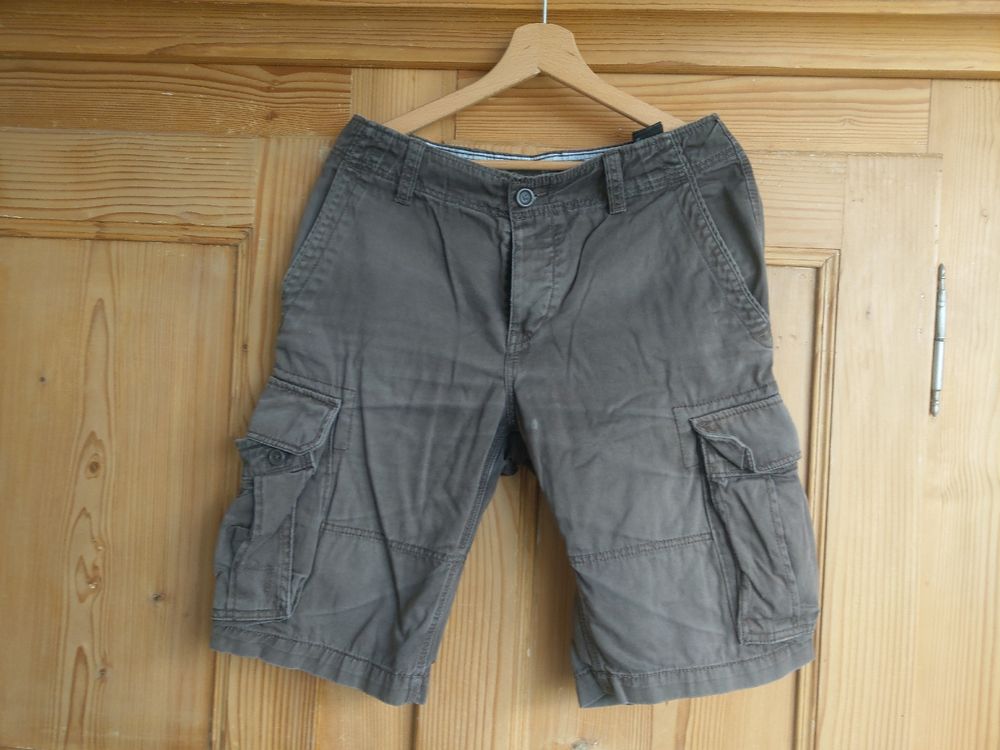 H&M Hosen: Short cargo homme brun taille 30 Idéal pour l'été – Gebraucht aus Belp von Pepe11 1