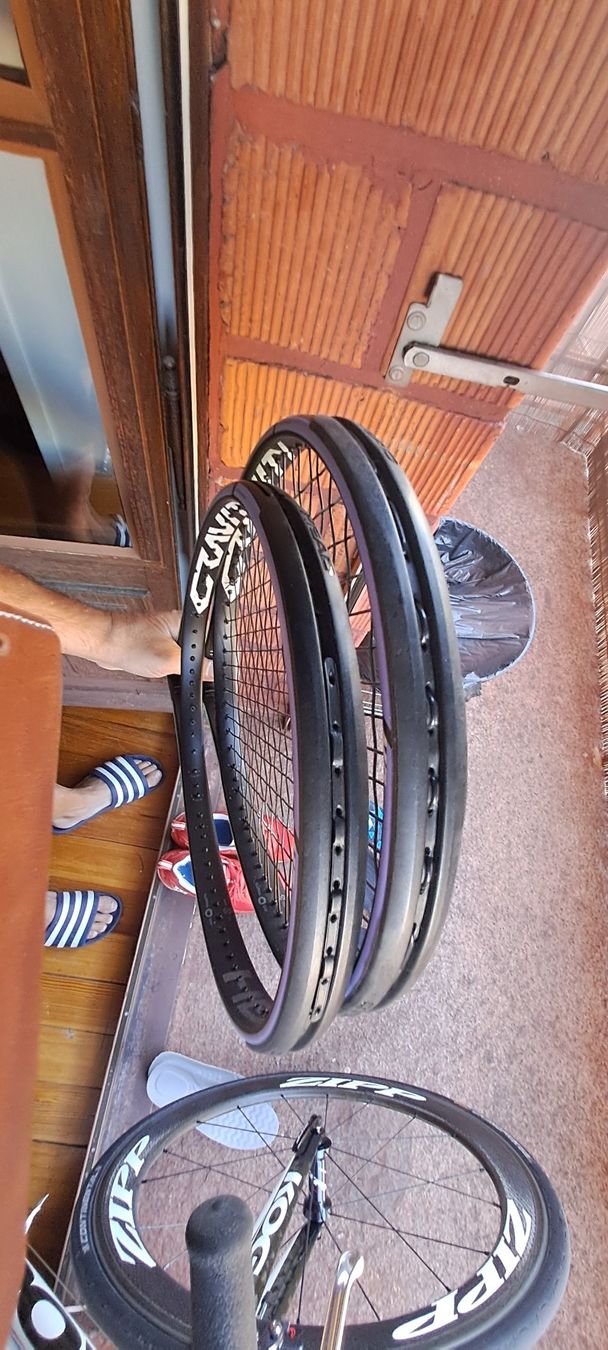 Head Schläger: 2 raquettes tennis Head Gravity MP – Neu und originalverpackt aus Genève von lolo1232 2