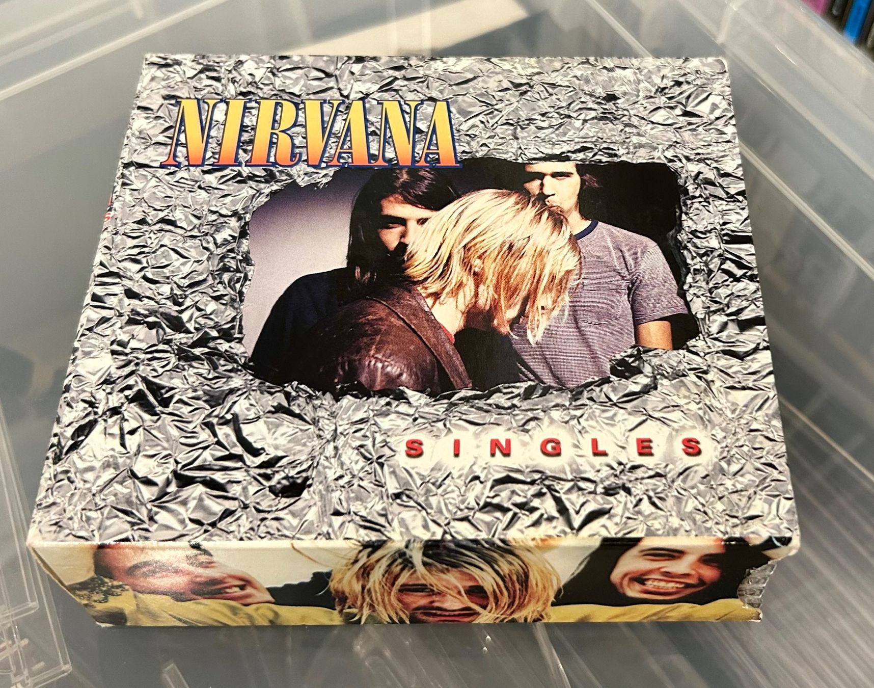CDs: NIRVANA „SINGLES“ 6 CD-SINGLES BOX RAR UNRELEASED TRACKS – Neuf (Voir description) à Basel par forevermusic 6