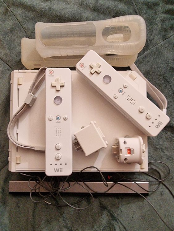 Batteries + Station De Recharge pour Manettes Wii | Wish