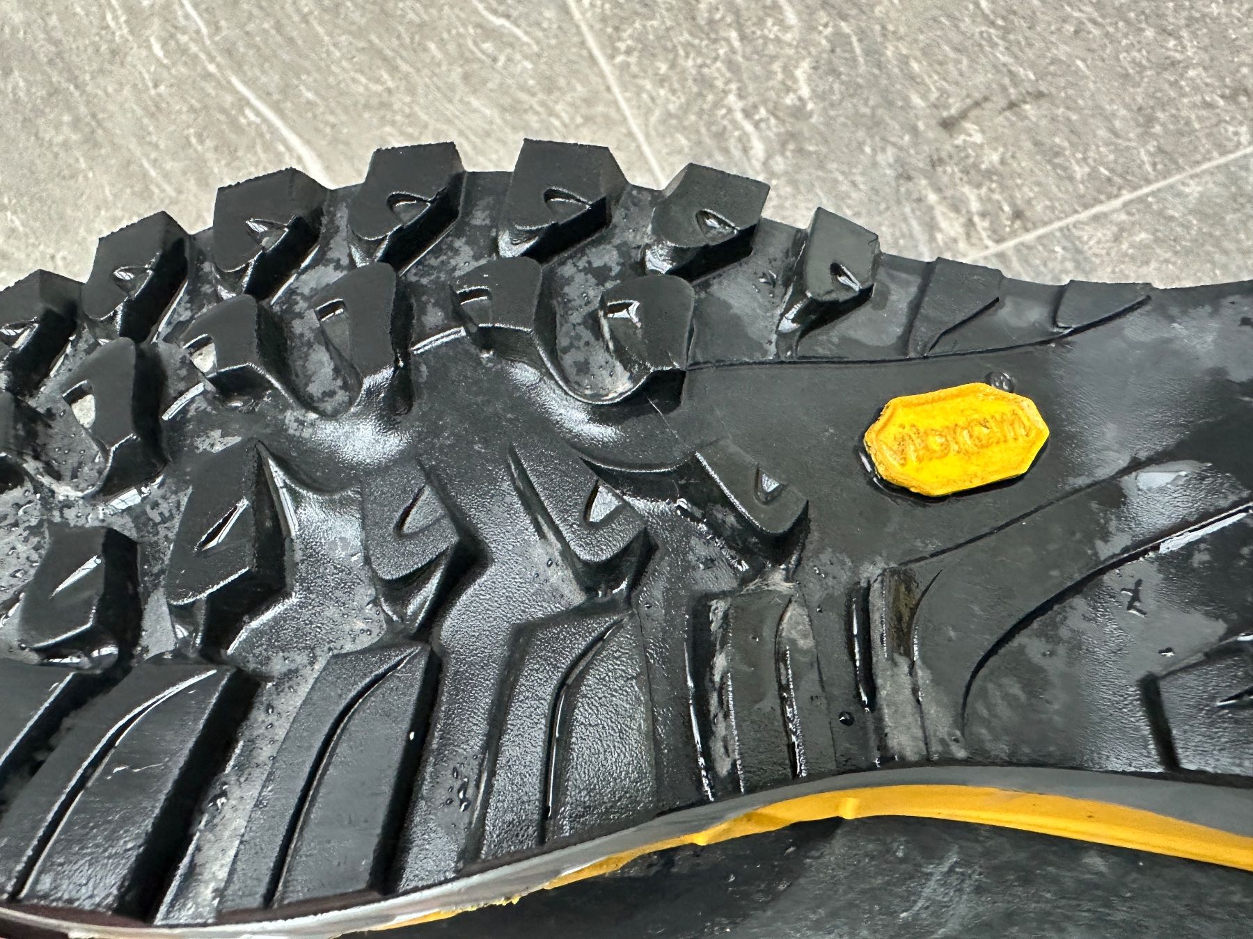 Scarpe da uomo: Trekkingschuhe La Sportiva – Usato da Tüscherz-Alfermée venduto da puravida11 2