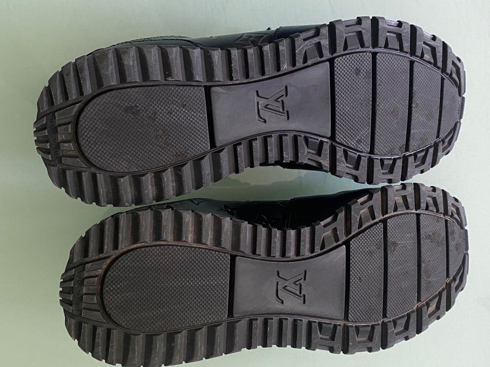 Louis Vuitton Scarpe da uomo: LOUIS VUITTON Rivoli Reflektier Monogramm Low Top Sneaker 42 – Nuovo e nell'imballaggio originale da Kreuzlingen venduto da kruezbiz 8