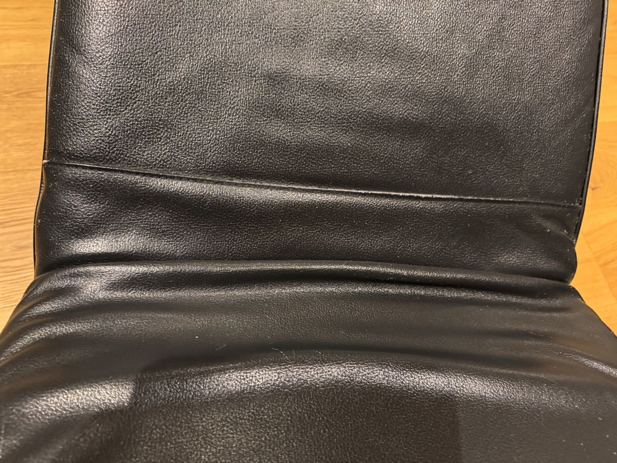 Le Corbusier Liegen & Liegestühle: Chaise Longue Le Corbusier LC4 – Replika – Gebraucht aus Hünenberg von min_xy8p 3