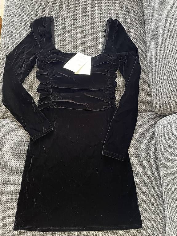 Kleider: Robe de soirée Sézane neuve avec étiquette  Taille 38.   – Gebraucht aus St. Gallen von mpo_5dlc 3
