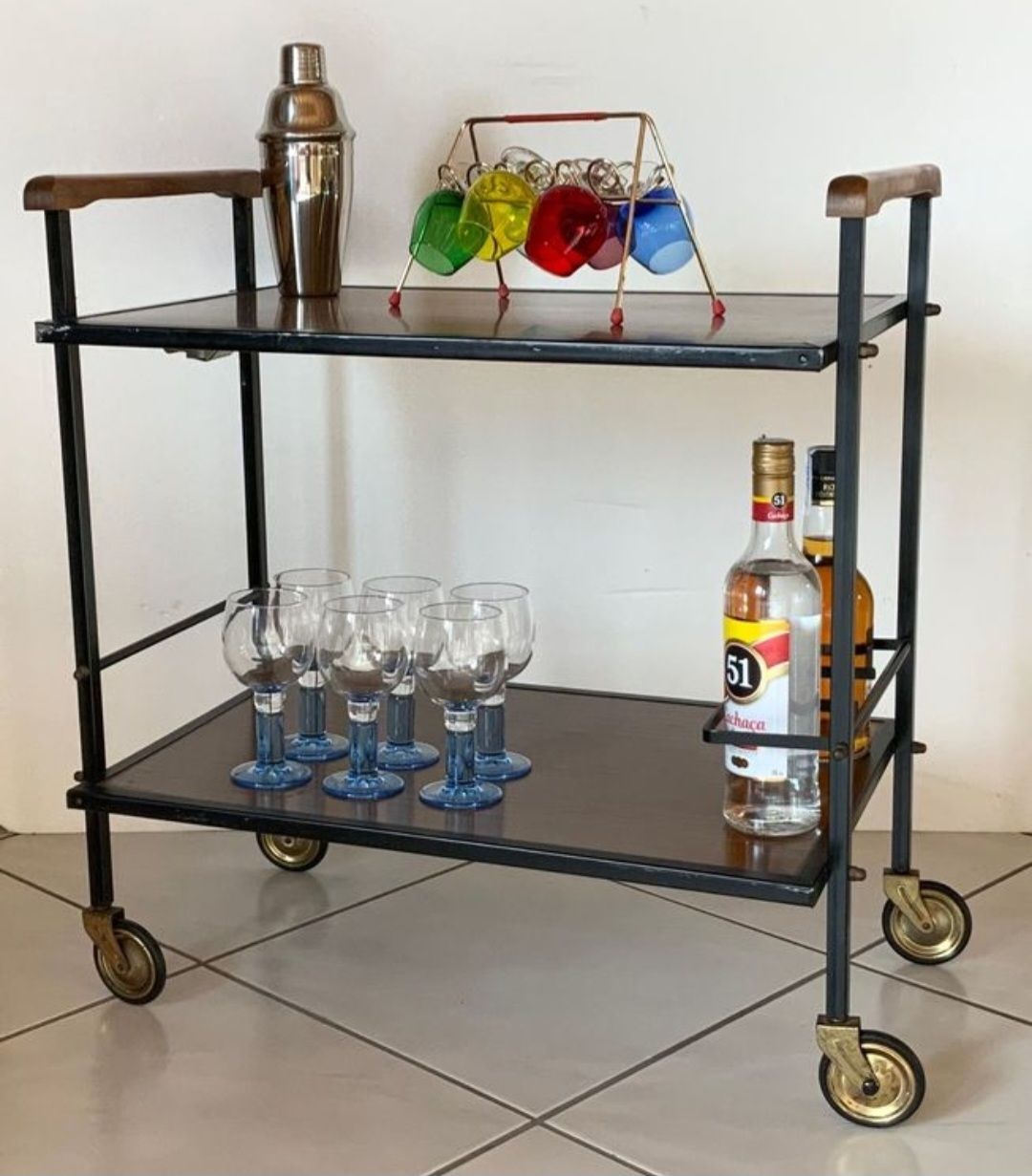 Carrelli di servizio: Vintage Bar Cart / Drinks Trolley – Usato da Villaz-St-Pierre venduto da Schneq89