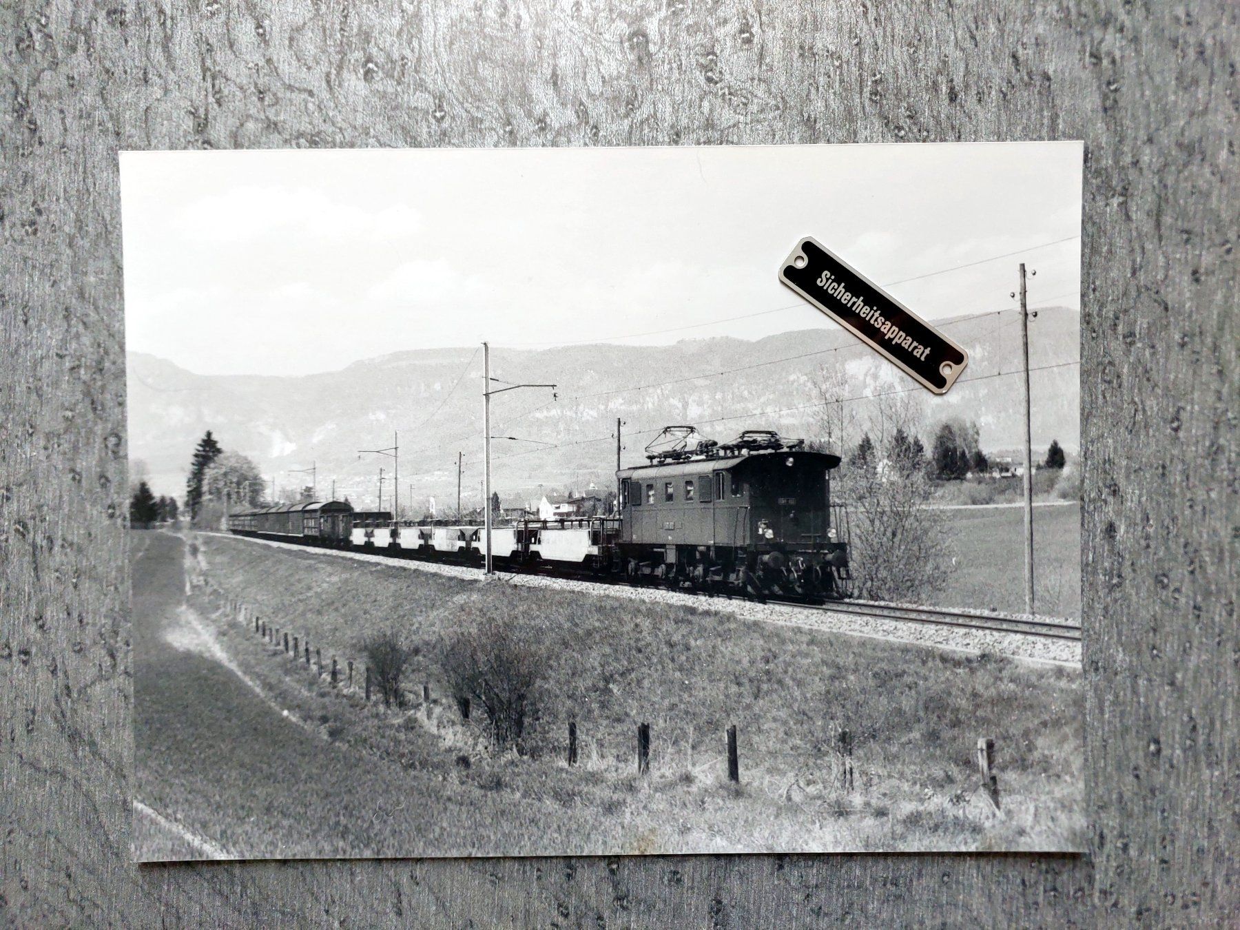Cartes postales: SMB Be 4/4 mit Güterzug - Foto – D'occasion à Schönenwerd par Steidi