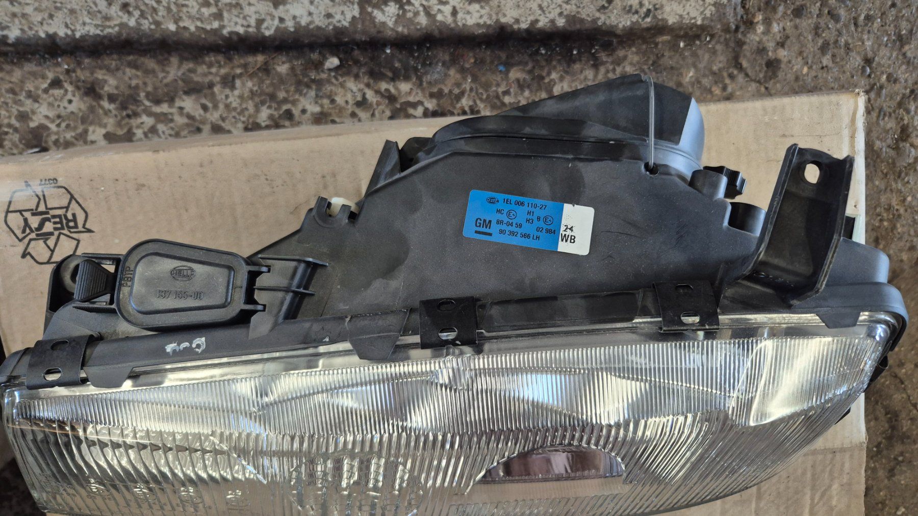 Opel Phares: Opel Calibra Scheinwerfer NEU – Neuf (Voir description) à Ettenhausen TG par CarmenKleger 1