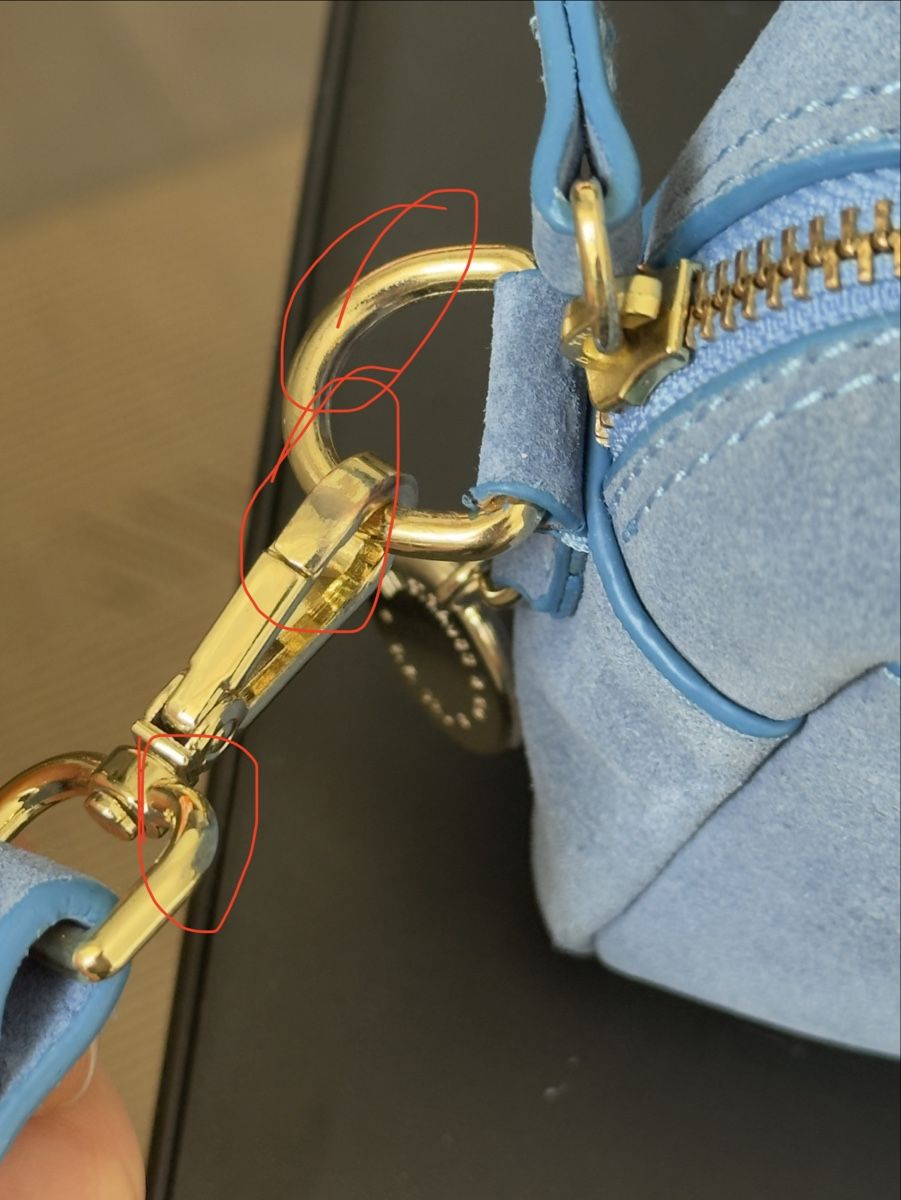 Levi's Sacs femmes: Sac Levi’s en daim bleu clair – cuir véritabl – Neuf (Voir description) à Vuippens par Anna_as 7
