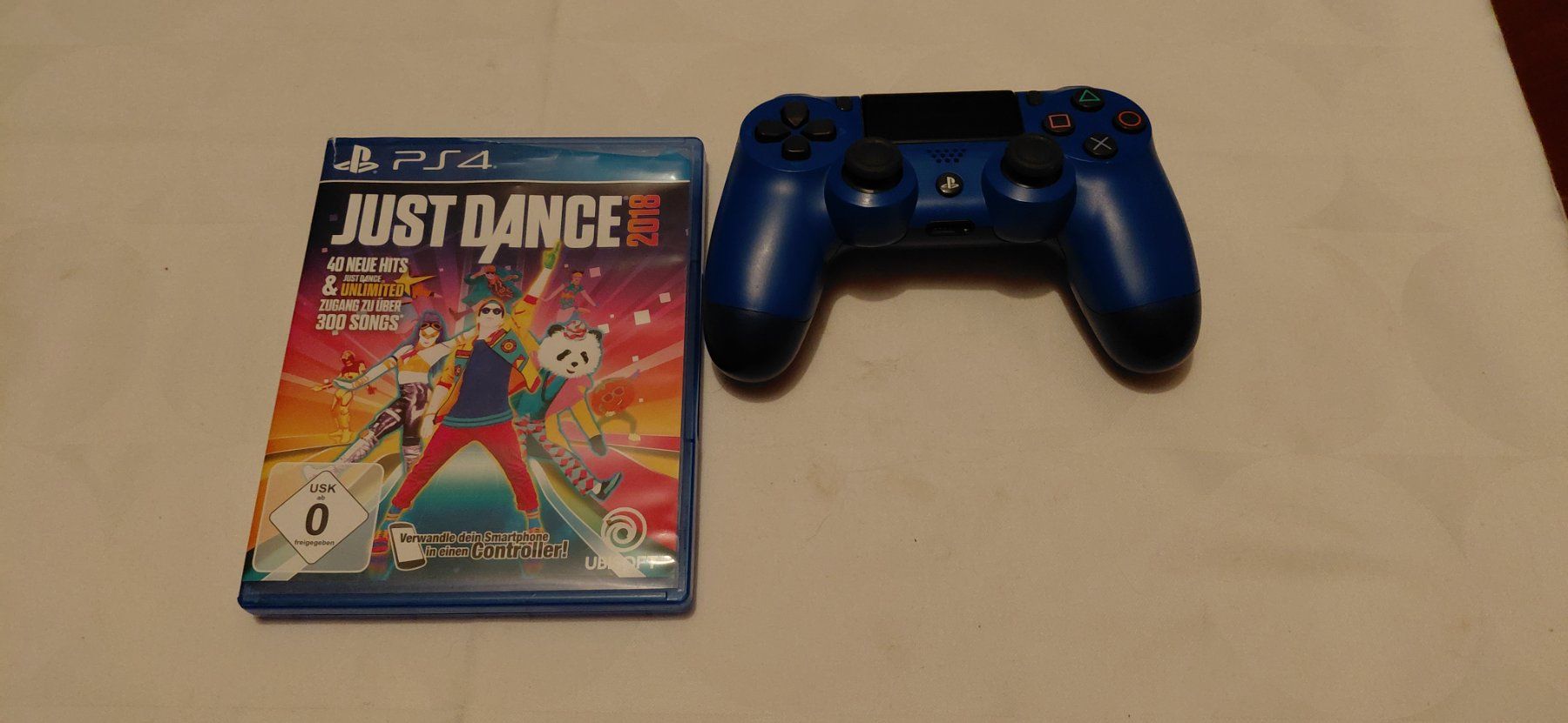 Sony Controller: Blauer Originaler Controller + Just Dance 2018 PS4 – Gebraucht aus Gretzenbach von Uli1980