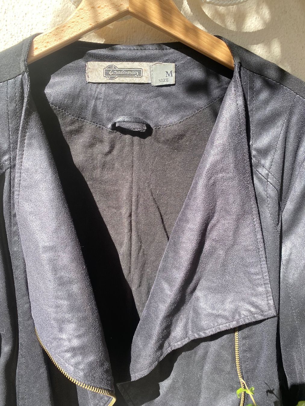 Jacken: Veste noire taille M bon état – Gebraucht aus Genève von lejardindesvetements 1