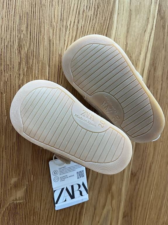 Zara Scarpe per ragazzi: Zara Kinder LEDER-SNEAKER Größe - 20 – Usato da Thalwil venduto da mjg_s9gg 3
