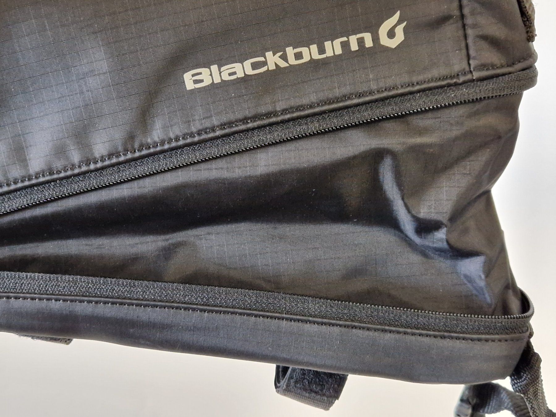 Taschen: BLACKBURN Outpost Frame Bag Black – Gebraucht aus Muhen von Restwert_Muhen 7