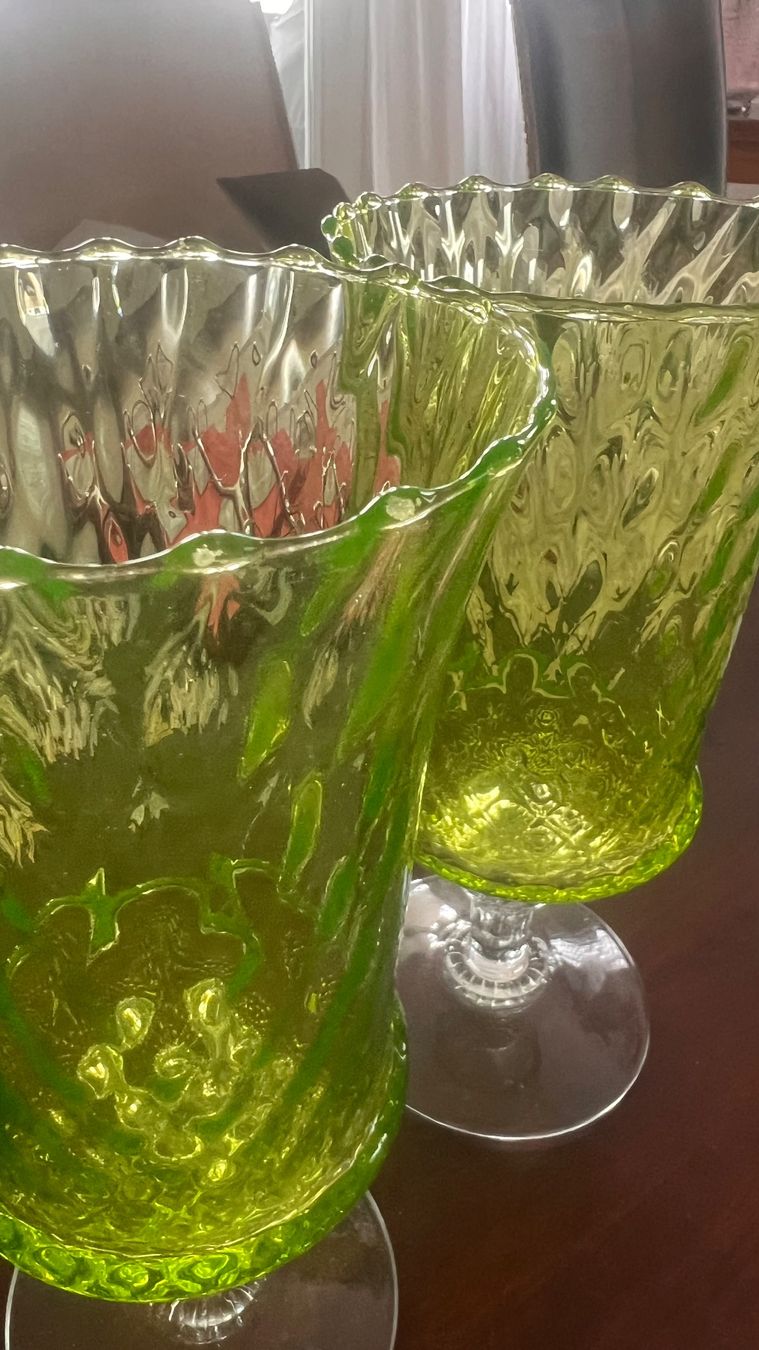 Portacandele: 2x Glas Kerzenständer hellgrün transparent Struktur – Usato da Bülach venduto da nad_jx8f 2