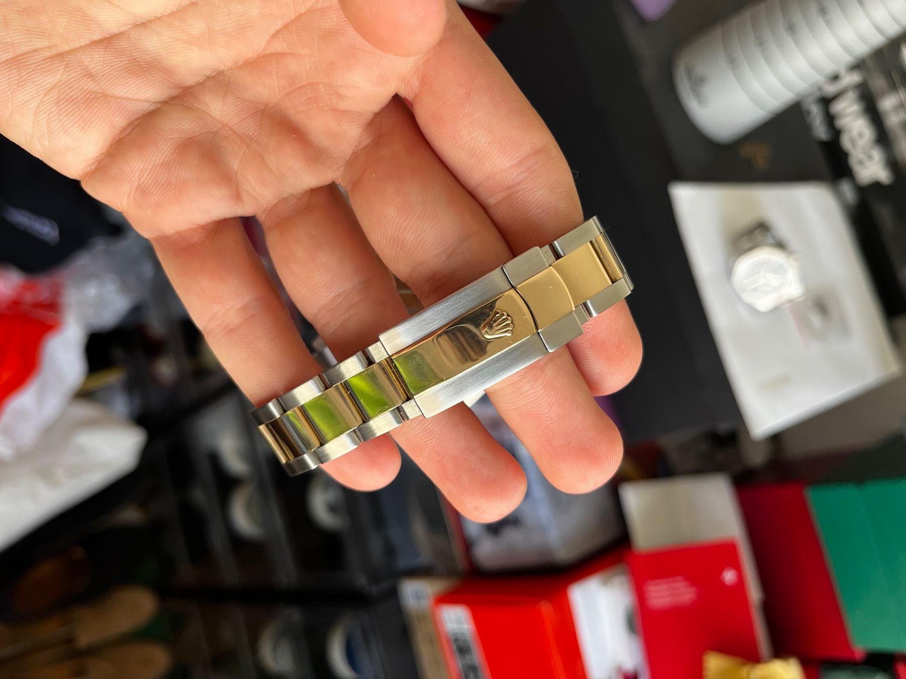 Rolex Orologi: Rolex Datejust 126333 Two-Tone 41mm – Usato da Genève venduto da 3M_JR 3