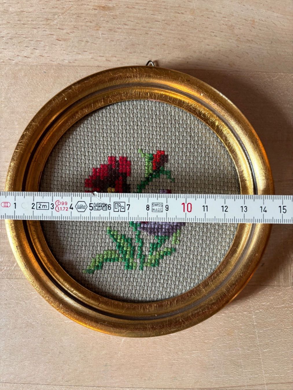 Foto & Immagini: Vintage Gesticktes Bild Blumen rund Goldrahmen – Usato da Horgen venduto da uge_pd5p 3