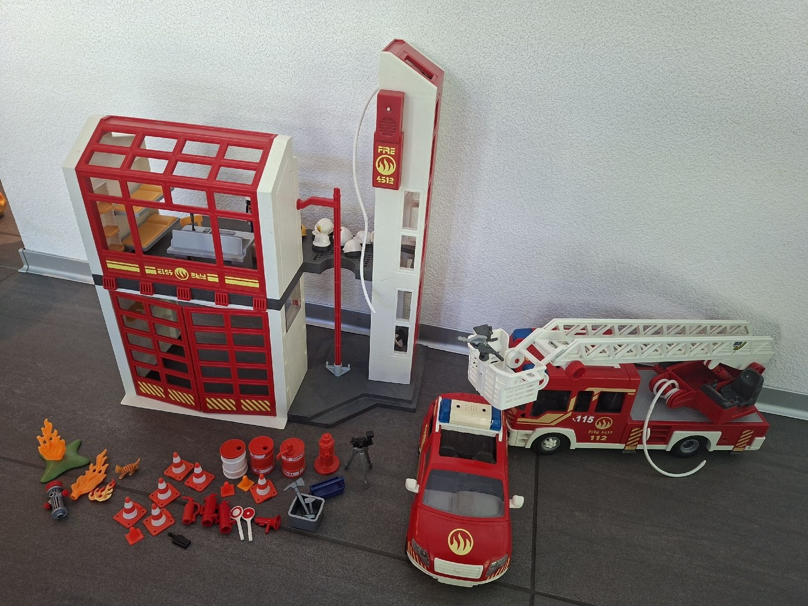Playmobil Jouets: playmobil feuerwehr – D'occasion à Baltschieder par schpasci 1