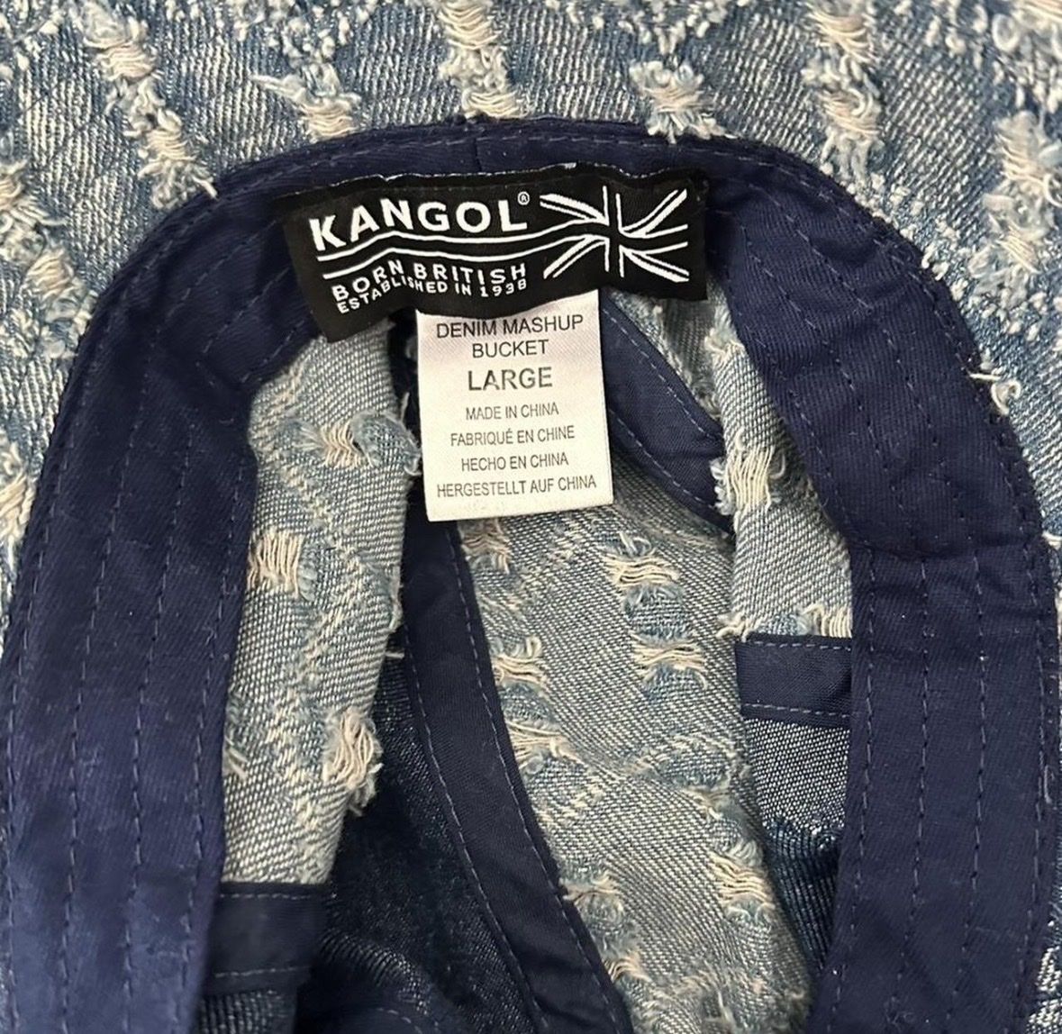 Kangol Copricapi, berretti & cappellini: Kangol Bucket Hat  – Usato da Oberengstringen venduto da cha_98nv 1