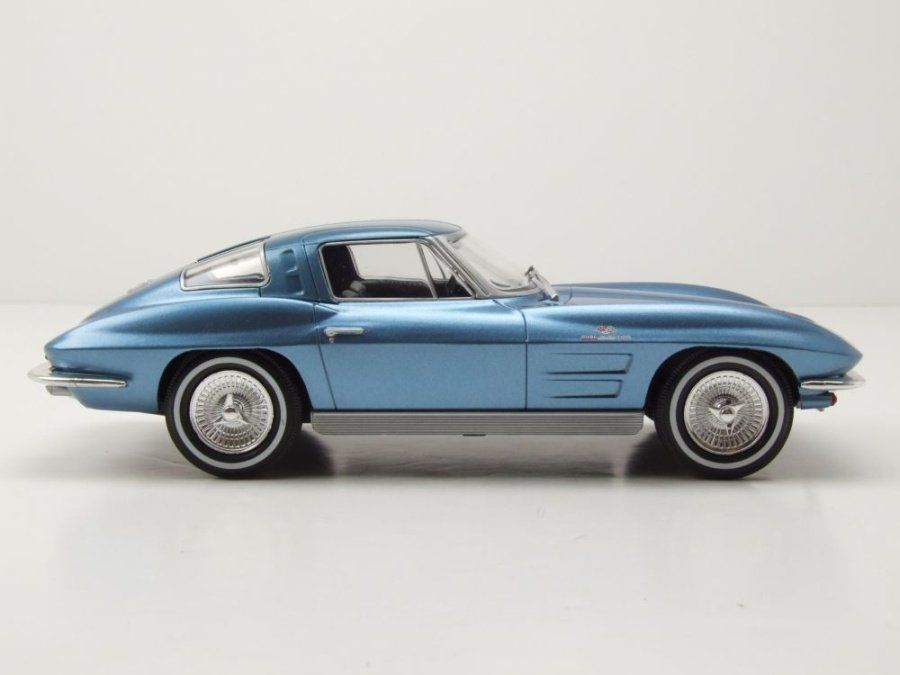 Chevrolet Modellautos: Chevrolet Corvette C2 Sing Ray „Split Window“ 1963 hellblau – Neu und originalverpackt aus Gerlafingen von espero88 6