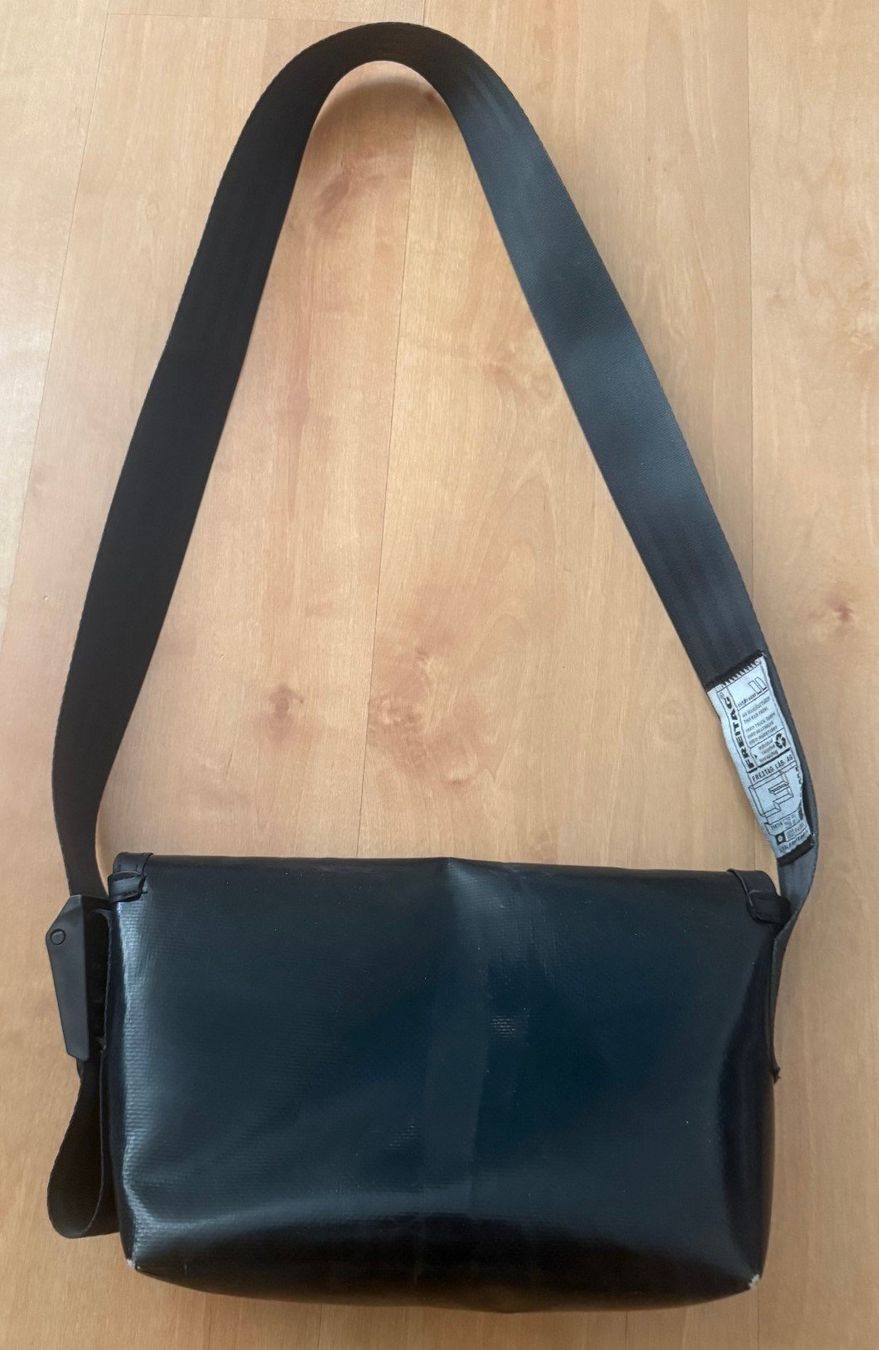 Freitag Borse: Freitag Tasche Hawaii Five O schwarz – Usato da Seedorf BE venduto da schnaeppchenscheune 2