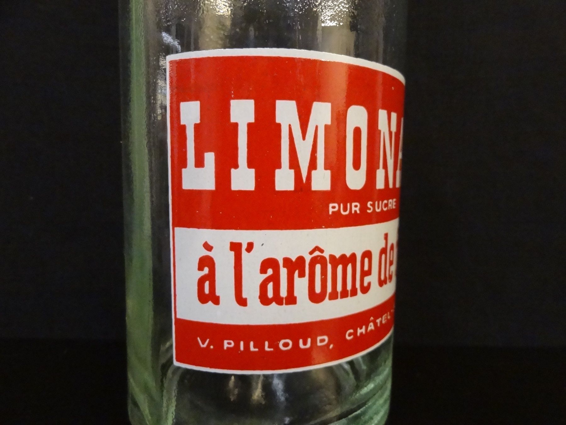 Gläser, Krüge & Flaschen: Flasche LIMONADE PUR SUCRE V. PILLOUD CHÂTEL-ST-DENIS 1957 – Gebraucht aus Kerzers von Flaschenposten 3