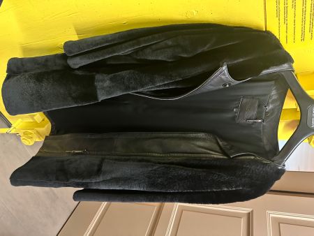 Armani Pelz Mantel