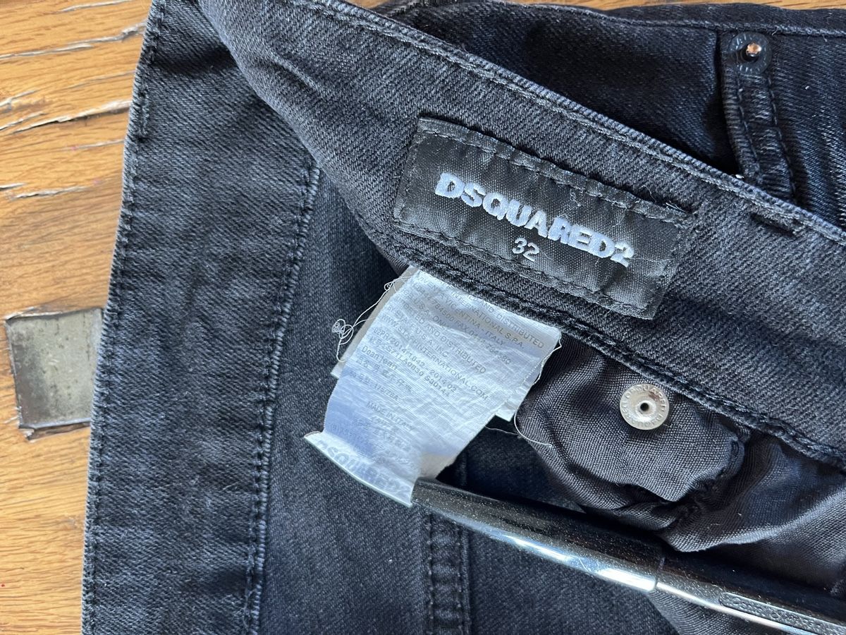 Dsquared2 Jeans: Jeans Dsquared2, Grösse 32 – Gebraucht aus Walenstadt von Stregab 1