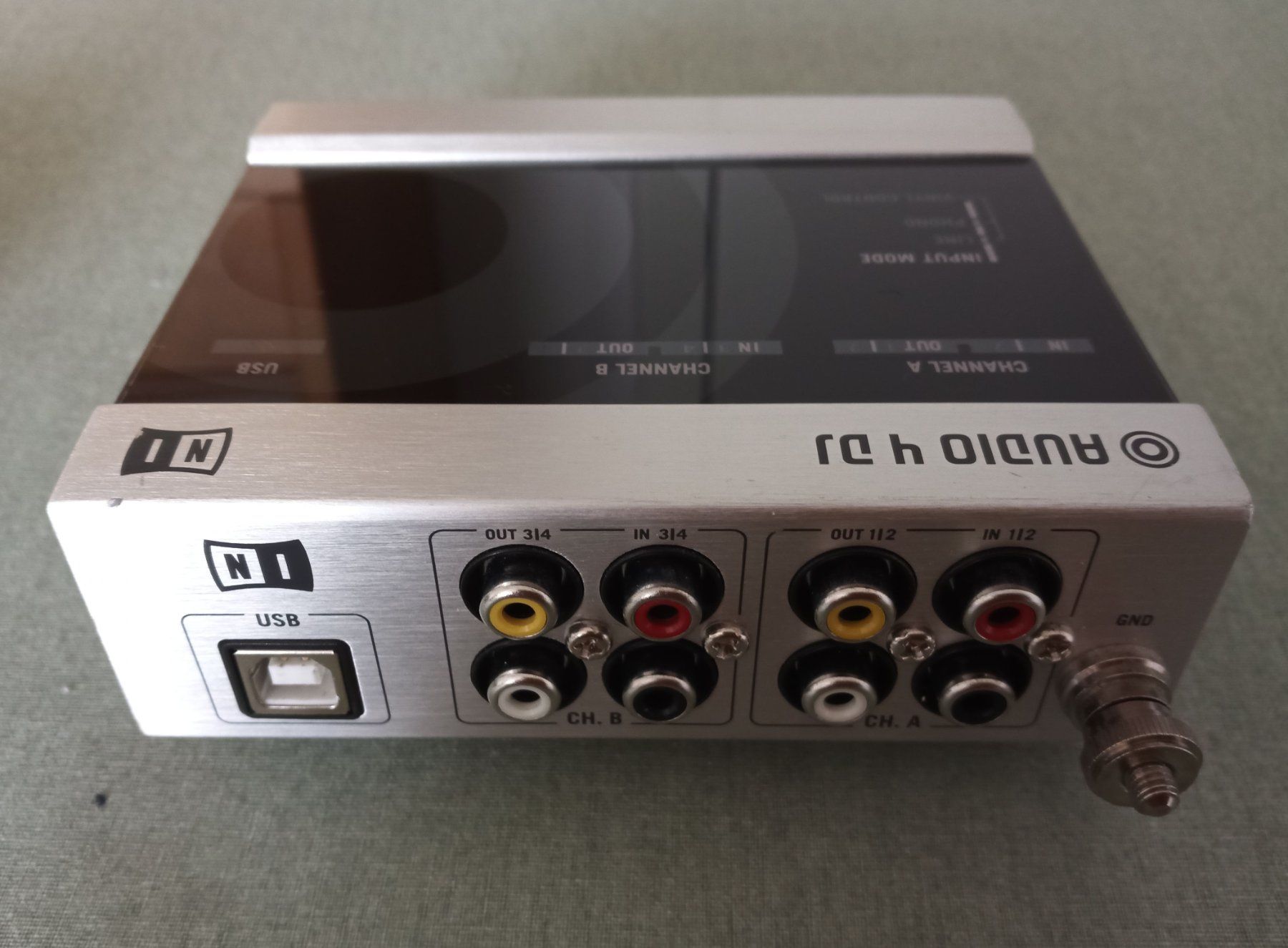 Traktor DJ-Equipment: Native Instruments Audio 4 DJ Interface – Gebraucht aus Leutwil von  2