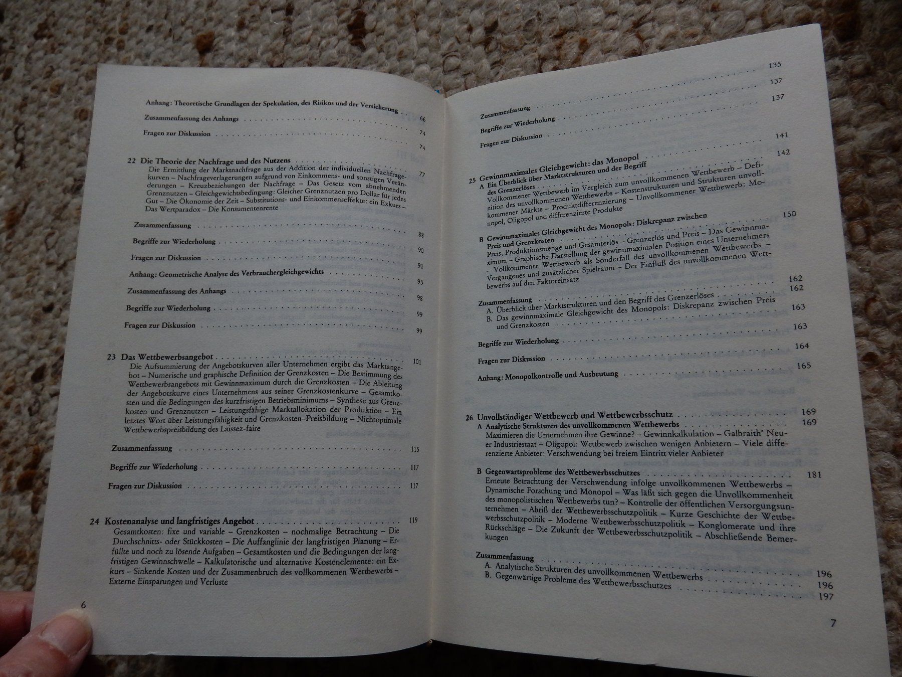 Bücher: Volkswirtschaftslehre 1 + 2 Paul A. Samuelson Studium – Gebraucht aus Jona von JOberg_25 5