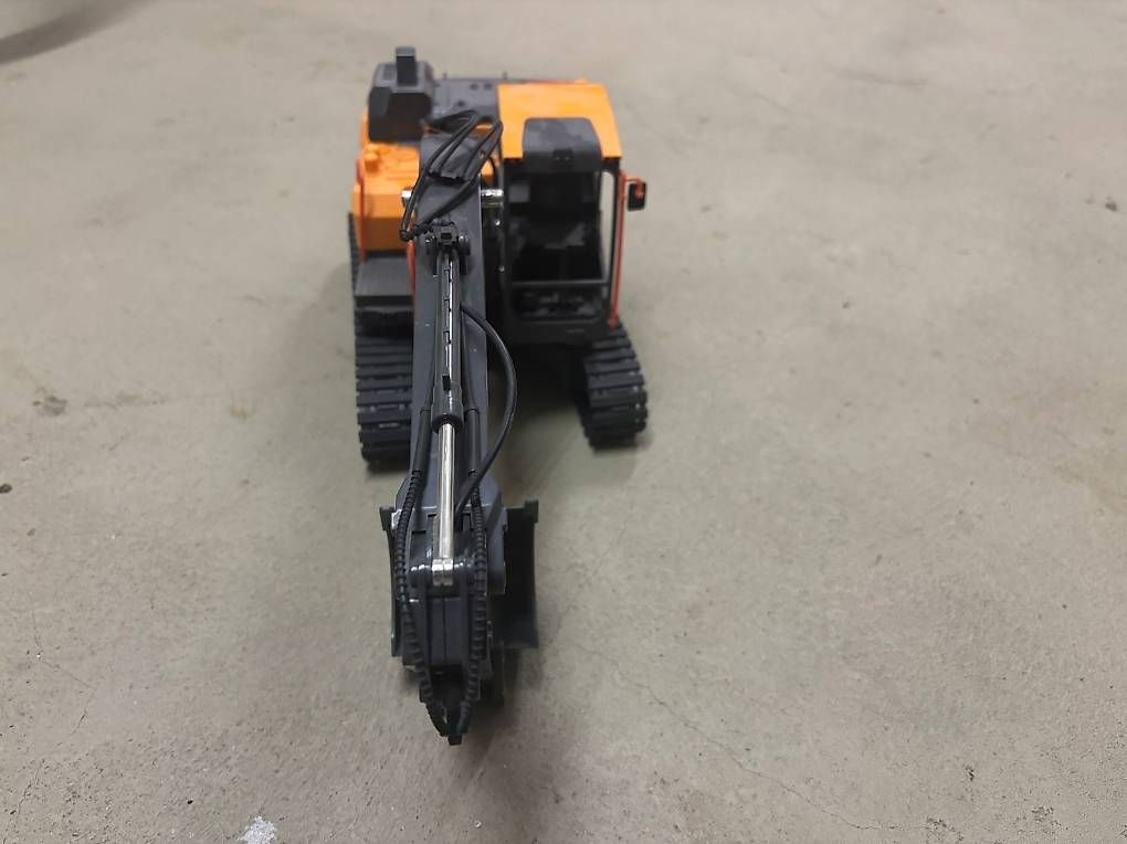 Escavatori: Volvo Bagger Ferngesteuert – Usato da Halden venduto da asc_svq6 2