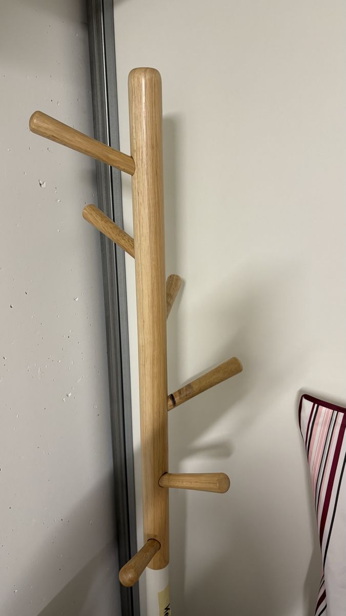 Sonstige Dekorationen & Accessoires: Kleiderständer Holz – Gebraucht aus Schübelbach von sel_hr5w