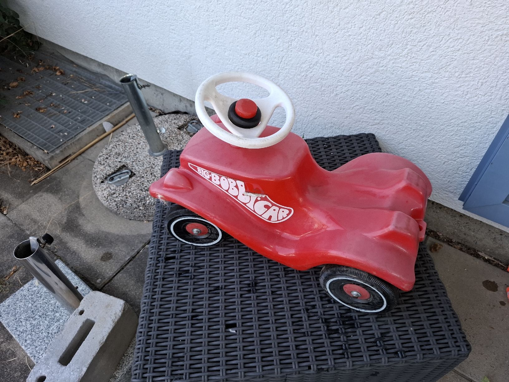 Big Fahrzeuge für Kinder: BIG Bobby Car rot gebrauchter Zustand – Gebraucht aus Wil ZH von makler03 1