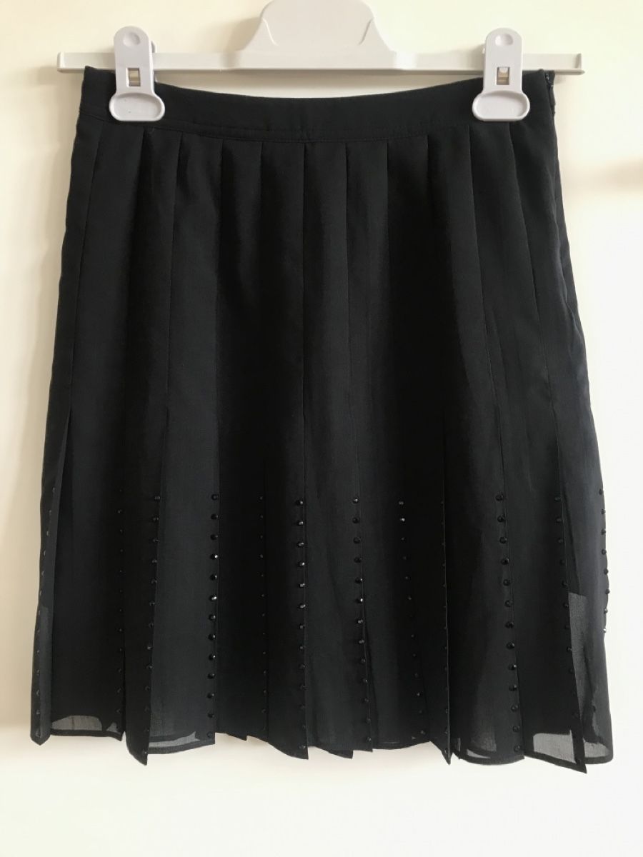 Sandro Gonne: Jupe noire SANDRO, taille 1, neuve avec étiquette – Nuovo e nell'imballaggio originale da Morges venduto da sandy069