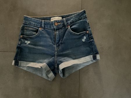 Bershka denim shorts, size EUR 36, ripped, summer style